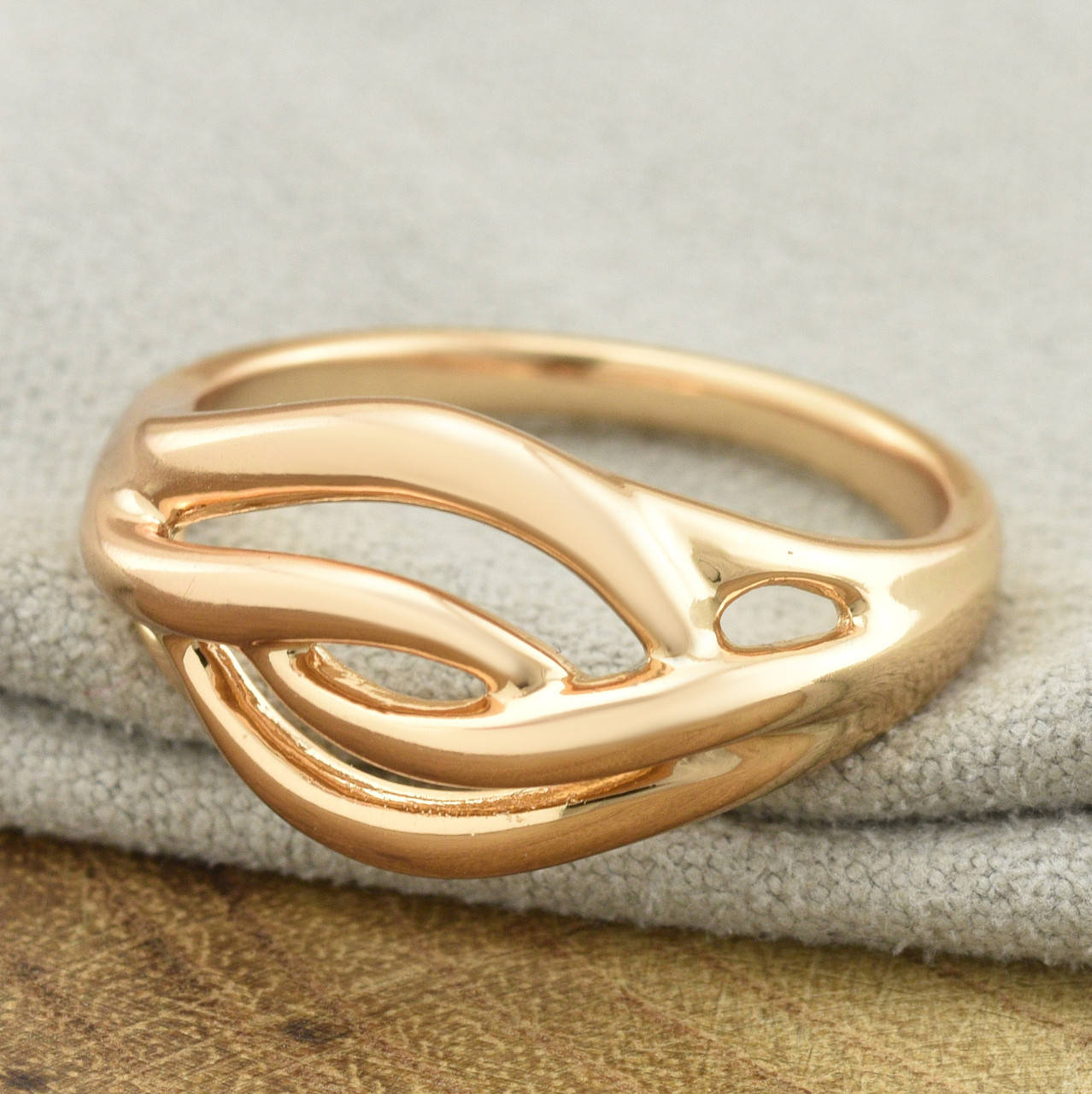 

Кольцо Xuping 32952 позолота 18К размер 18