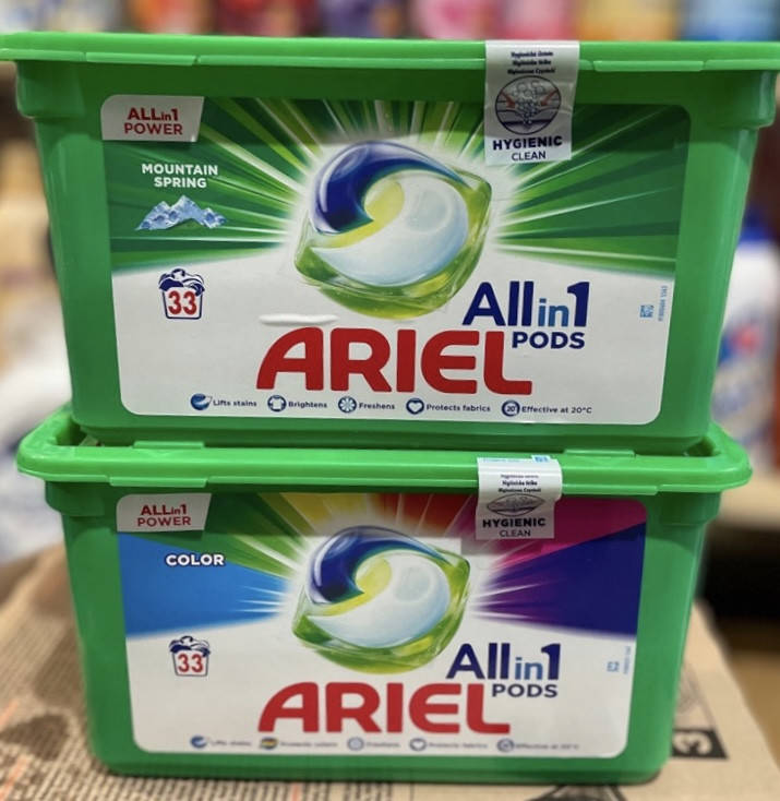 

Засіб для прання Ariel 3в1 White and Color капсули 33шт.