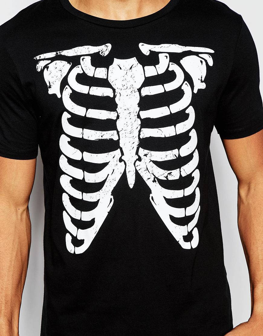 

Оригинальная мужская футболка "Склет" M