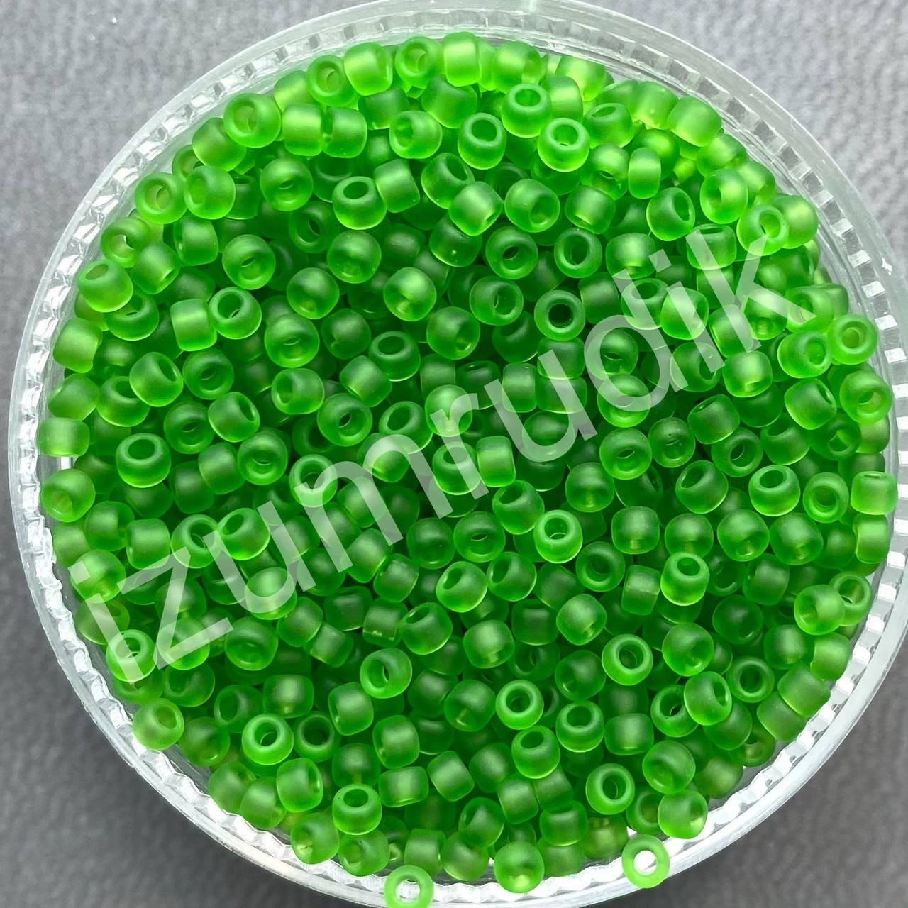 

Бисер круглый TOHO TR-11-7F