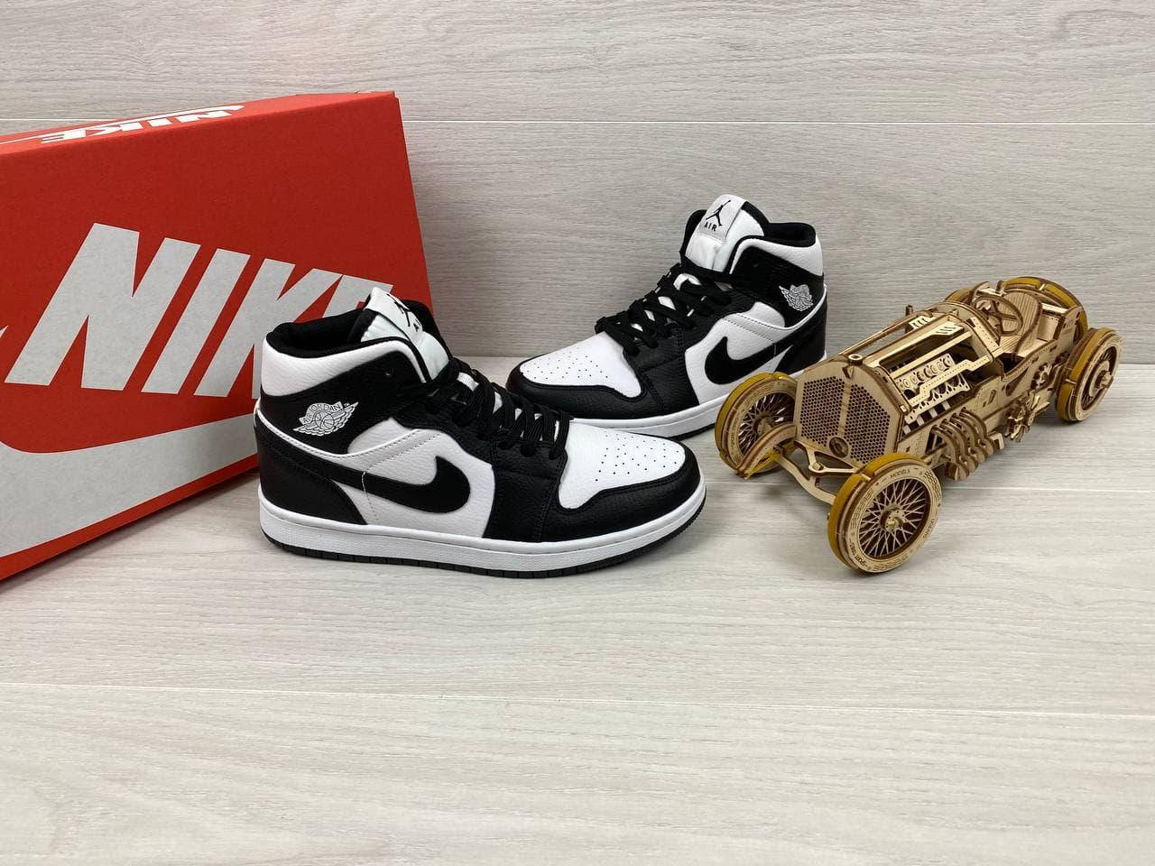 

Жіночі кросівки Nіke Air Jordan Retro 3 Чорно Білі + Безкоштовна доставка 40, Черно-белый