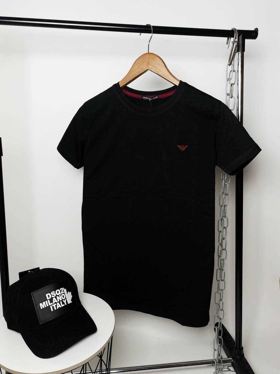 

Мужская стильная брендовая футболка Armani (черная) XL