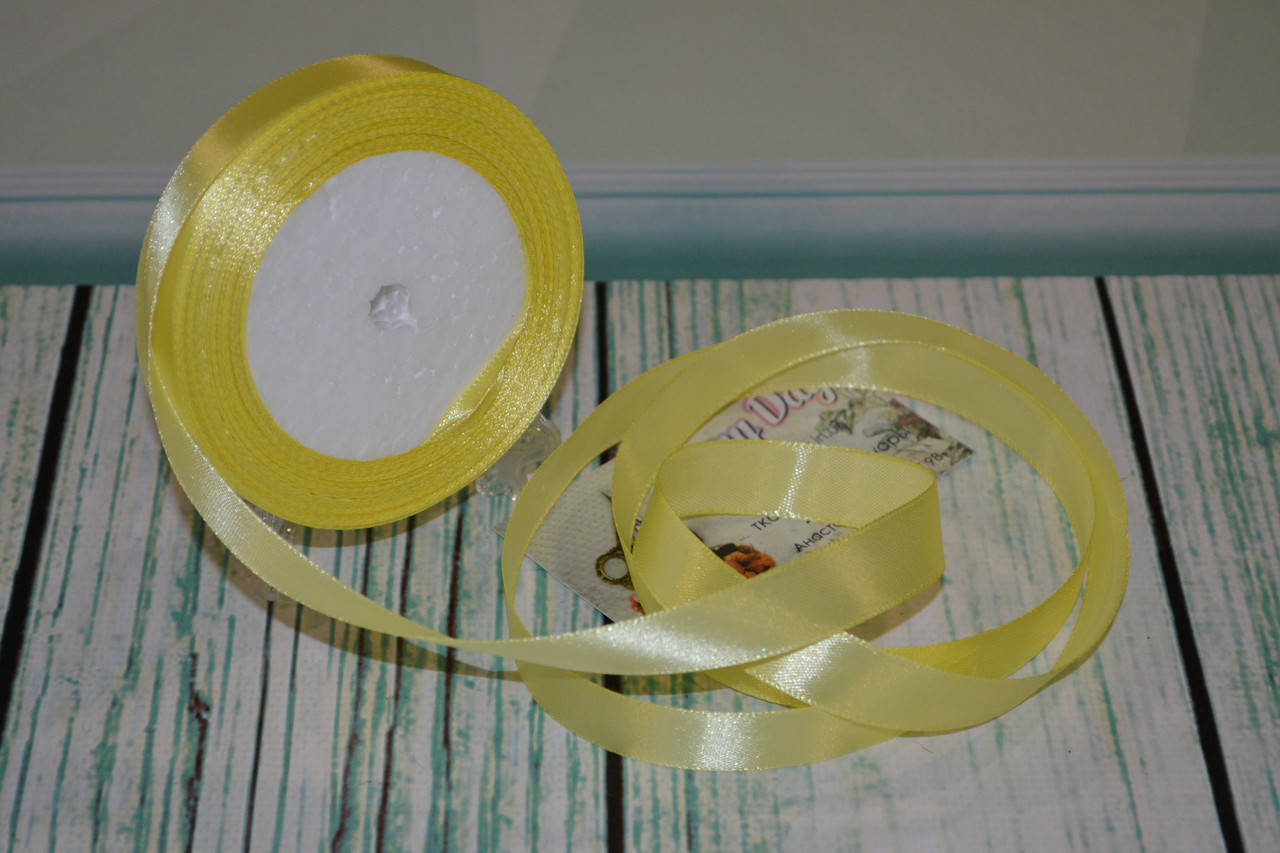 

Лента атласная, 15мм (22метра), цвет - светло желтый