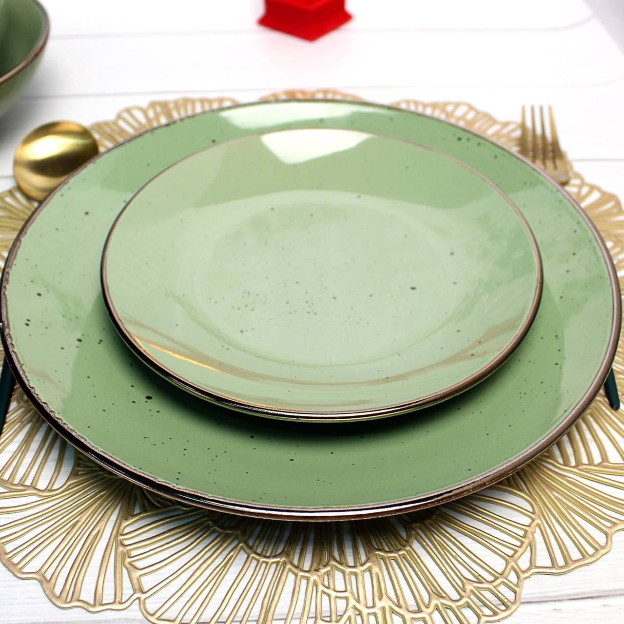 

Зелёная обеденная тарелка 26 см Ardesto Bagheria Pastel green, Зелёный