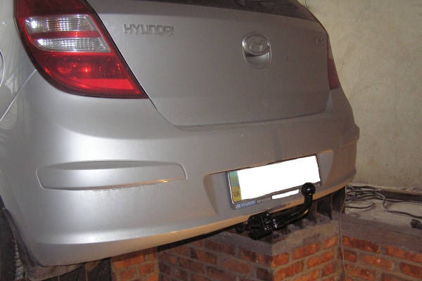 

Фаркоп Hyundai i30 CW (универсал 2008-2012)(Хюндай і30) Автопрыстрий