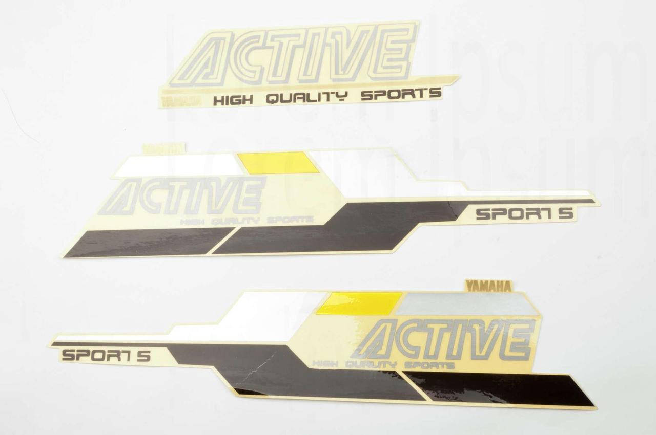 

Наклейки (набор) Viper Active (40х10см, 3шт, желтые) (#2486)