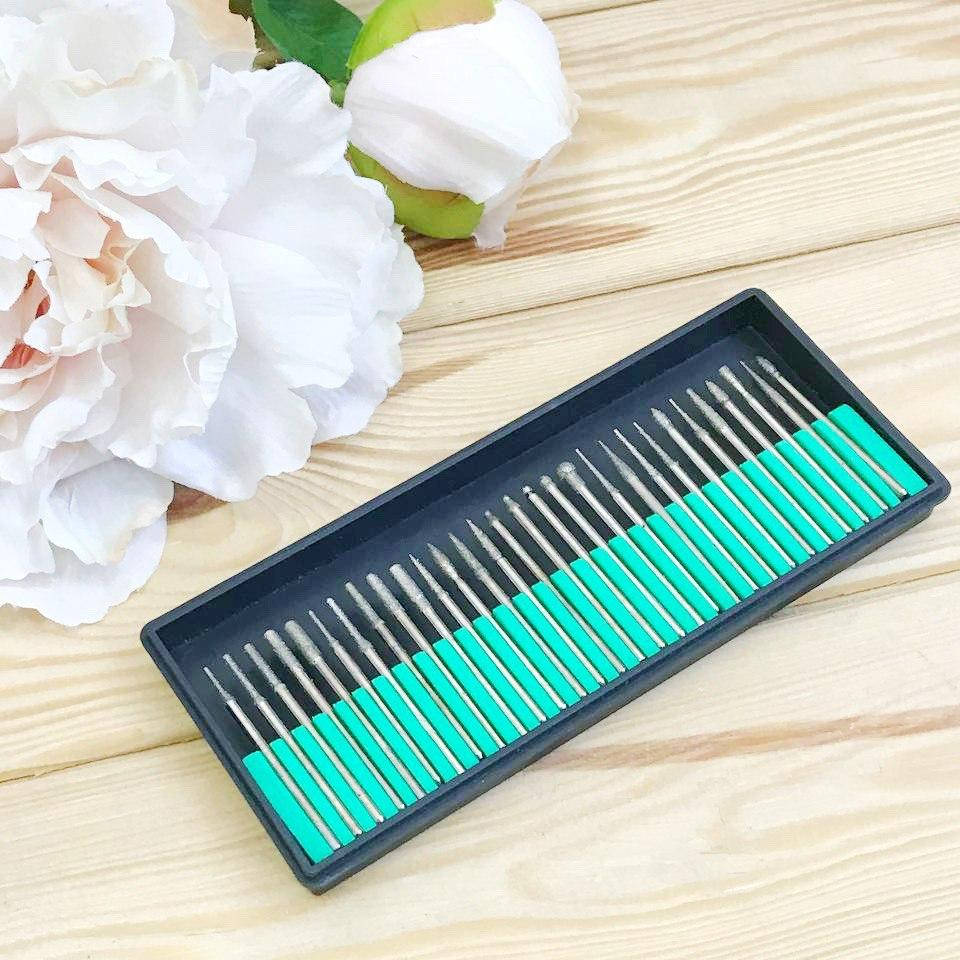 

Набор алмазных фрез для маникюра и педикюра