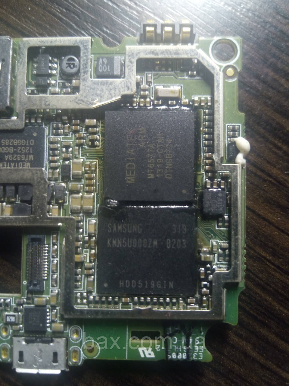 Мікросхема пам'яті Samsung KMN5U000ZM-B203 На новій платі