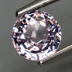 Шпінель 1.00 Ct. 6.2 X 6.2 X 3.7 Mm.