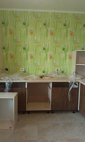 В просторной кухне - всегда удобно собирать мебель