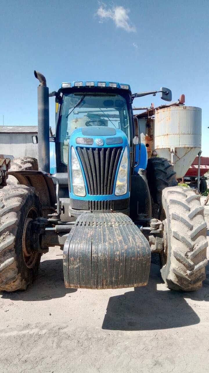 NEW HOLLAND 8050