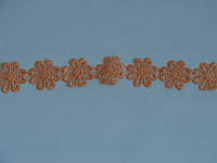 Кружево "Ромашка" светло оранжевое, диаметр 1 цветка 2,5 см,(1 упаковка 15ярдов=13.8м)