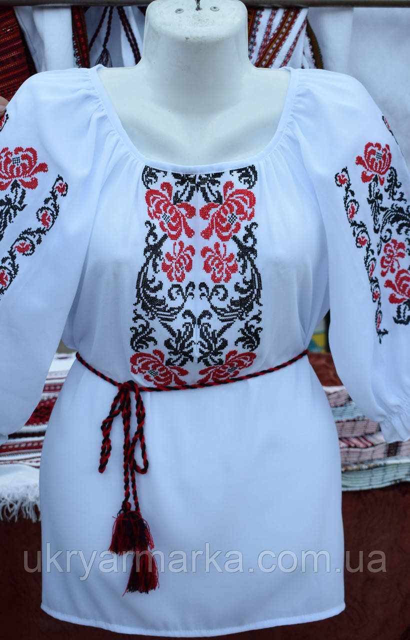 Вишита  блузка "Маківка"
