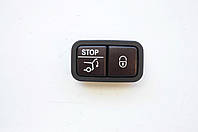 Кнопка крышки багажника Mercedes-Benz W205/ W164/ W166/ W212/ W251 Новая Оригинальная
