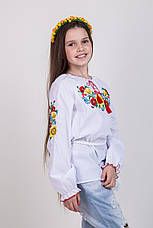 Вишита блуза для дівчинки з чудовим ніжним орнаментом, фото 3