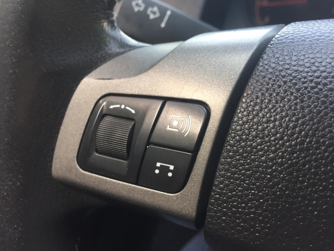 Накладки на кнопки руля Opel Astra, Zafira, Vectra C