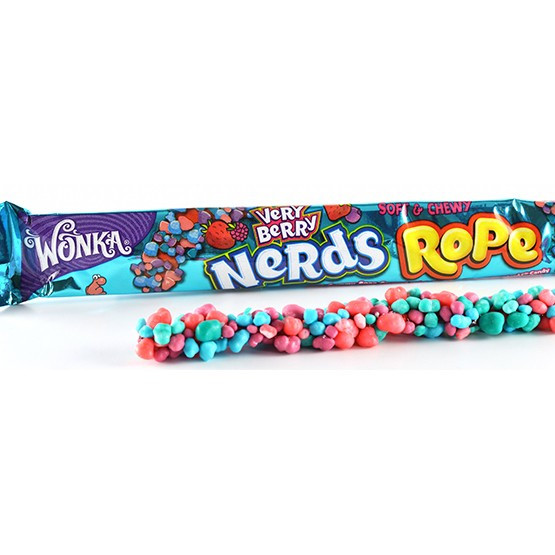 Цукерка з драже Nerds Rope verry berry 26g