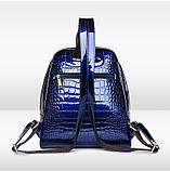 Рюкзак жіночий шкіряний лаковий під рептилію з кишенею (ультрамарин), фото 8