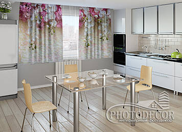 Фото Штори для кухні "Ламбрекени з орхідей" 1,5м*2,5м (2 полотна по 1,25м), тасьма