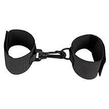Наручники бдсм м'які чорні Neilon на липучках на карабінах, фото 3