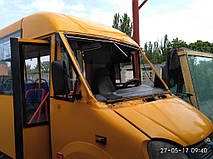 Изготовление иустановка лобового стекла на автобус Рута 25 в Никополе (Украина) 6