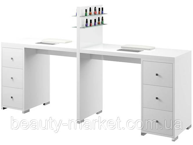 Манікюрний стіл 123