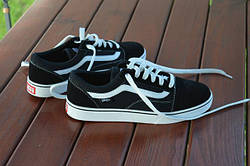 ЯК ПРАВИЛЬНО І СТИЛЬНО НОСИТИ КЕДИ VANS