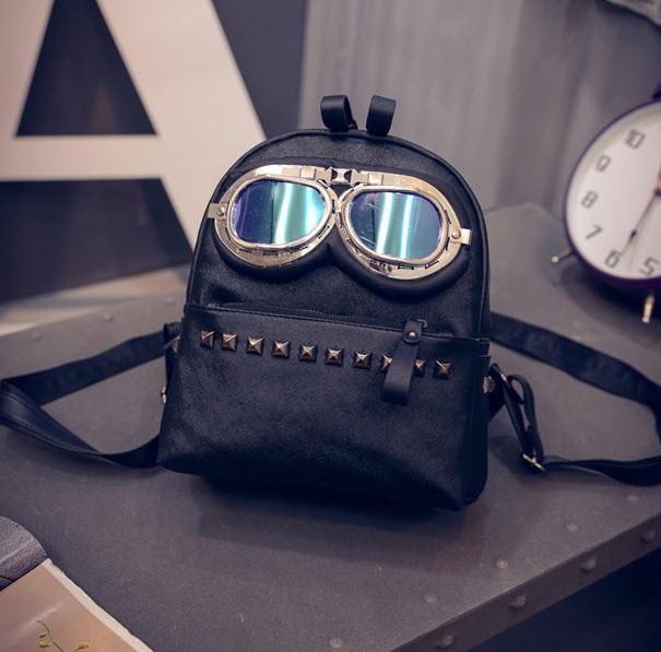 Оригінальний рюкзак пілот з окулярами