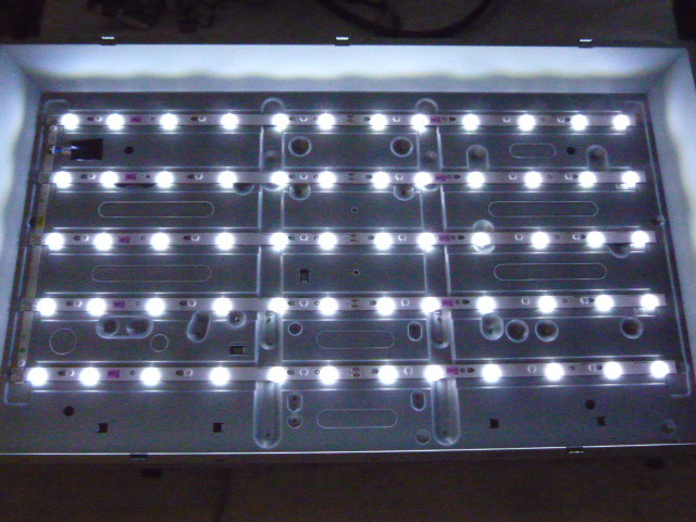 Світлодіодні LED-лінійки D1GE-400SC(A_B)-R3[12,04,09] (Б/В) (LED TV Samsung UE40EHxxxx), фото 1