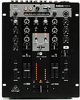 DJ микшер BEHRINGER NOX404