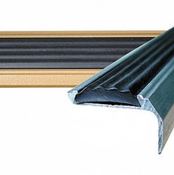 Рекомендуемая покупка – алюминиевые уголки оптом