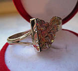Різнобарвне кільце із золотисто-рожевим вісмутом "Золотий", розмір 17.8, фото 3