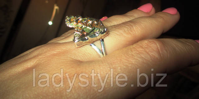Серебряное кольцо с висмутом от студии LadyStyle.Biz купить оригинальное украшение кольцо перстень подарок натуральный танзанит