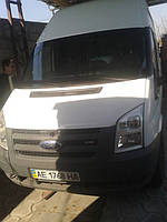 Замена лобового стекла на микроавтобус Ford Transit