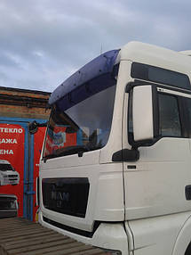 Замена лобового стекла на грузовике MAN TGA XXL в Денпер