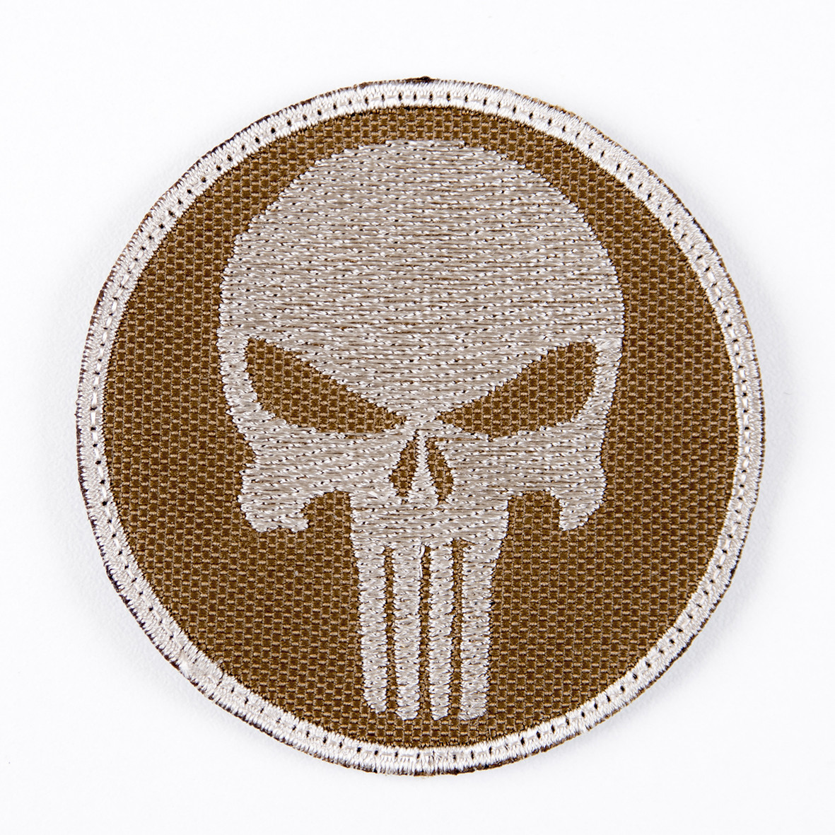 Вишитий шеврон "Punisher Каратель" круглий на липучці (койот бежевий)