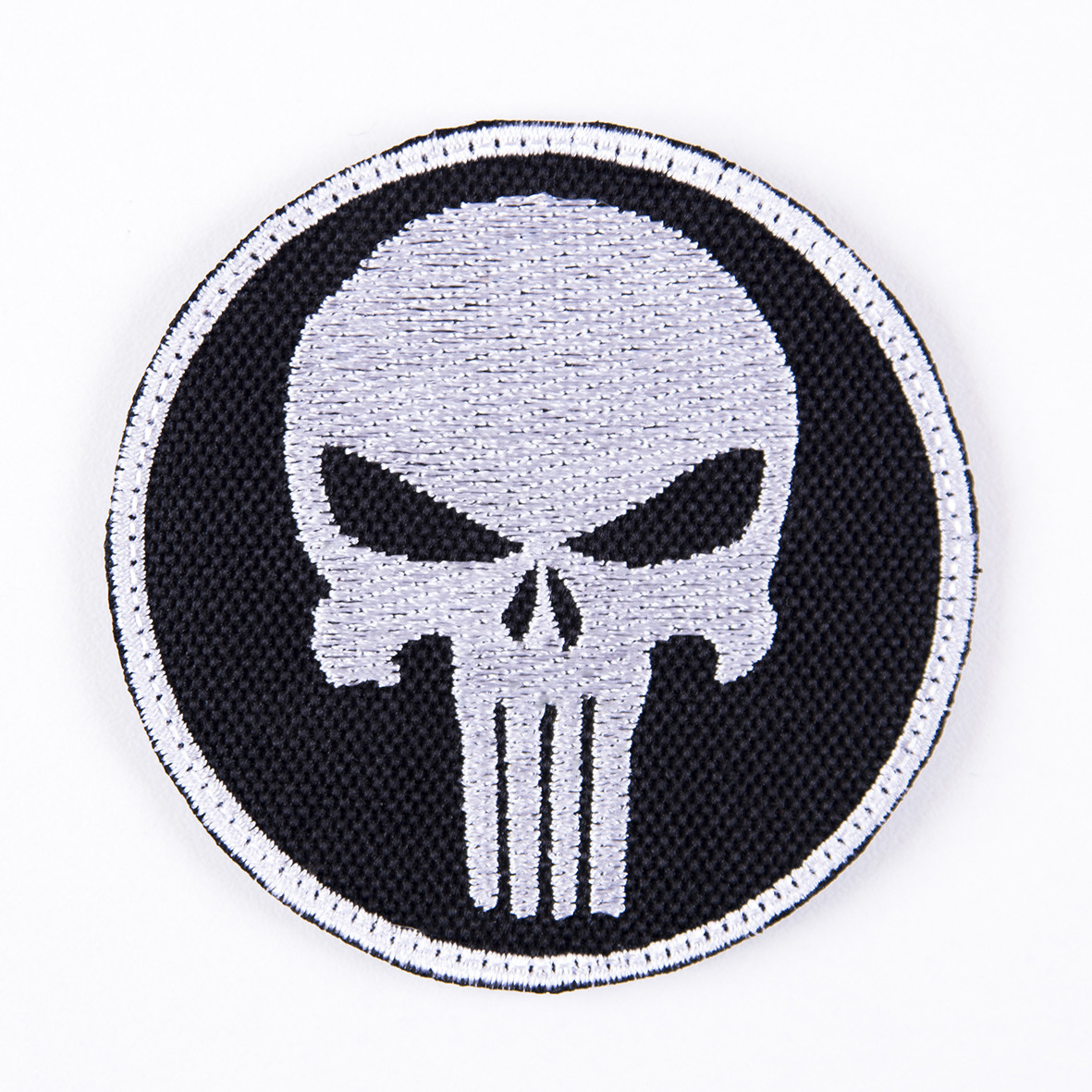Вишитий шеврон "Punisher Каратель" круглий на липучці (Чорно білий)