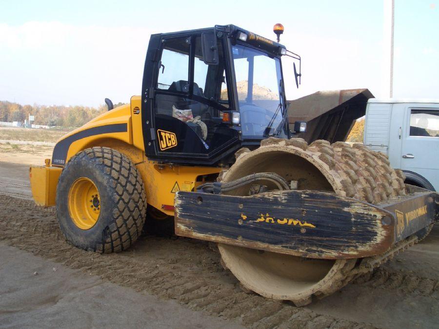 Аренда грунтового катка JCB VIBROMAX VM166