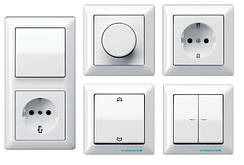Розетки і вимикачі