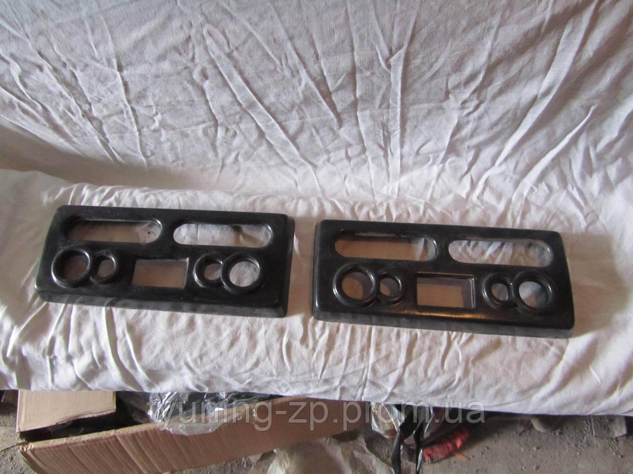 Накладки Задних Фонарей Ваз 2107 — Купить Недорого на Bigl.ua (546578871)