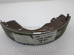 Гальмівні колодки задні (барабан 295х56) MAZDA (Японія) UJY82638Z