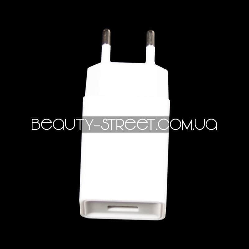 Універсальний зарядний пристрій 5v 2.1 a 10w 1xUSB (білий) оптом від 3шт