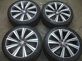 22 колеса на Jaguar F-Pace Turbine