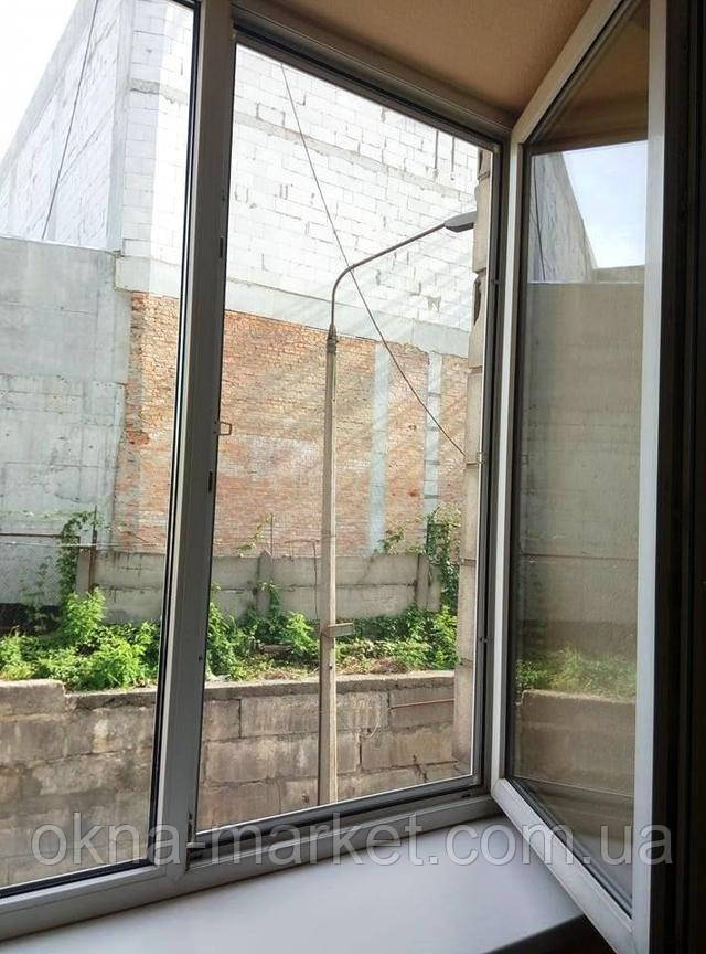 Москітна сітка з установкою по 220 грн/шт. Москітна сітка з монтажем 220 грн/шт.