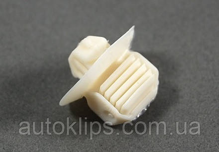 Кліпси кріплення салону Seat Cordoba Ibiza Leon Toledo / Skoda Octavia, SuperB / VW Bora, Golf IV, Golf V Polo