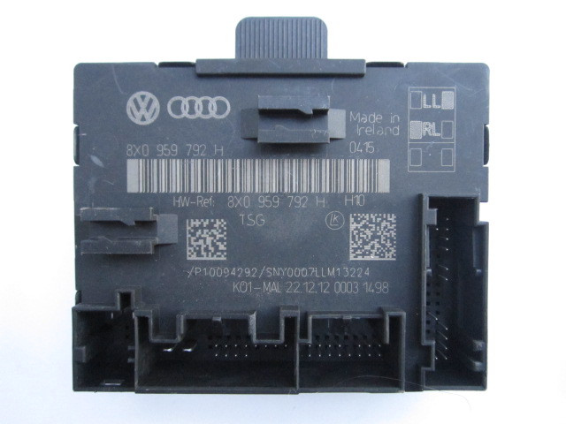 Блок управління 8X0 959 792 H передньої правої двері Skoda Superb T3