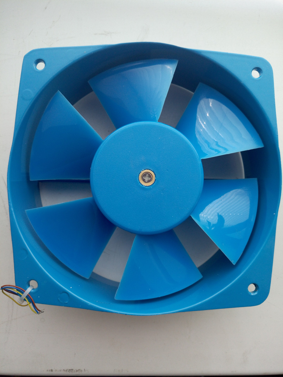 Вентилятор 200FZY4-D (208х208х72мм),380v AC, 65В - фото 1 - id-p549638806