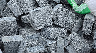 Бруківка гранітна колота покостовка 10х10х5 см