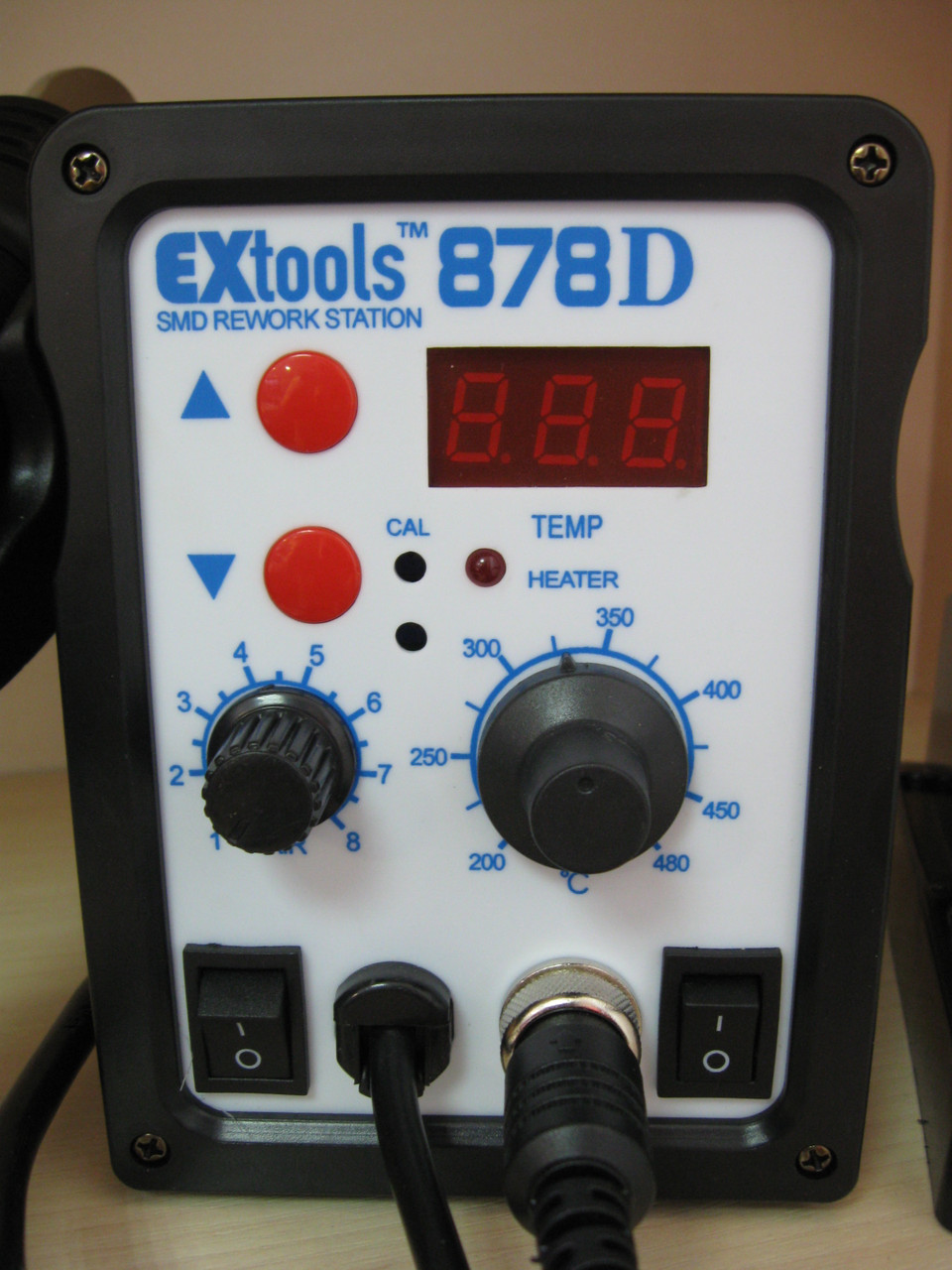 Паяльная станция цифровая с феном EXtools 878D 700W 100-450*C - фото 2 - id-p550153868