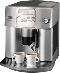 Кавоварка Delonghi Magnifica ESAM 3400, б/в